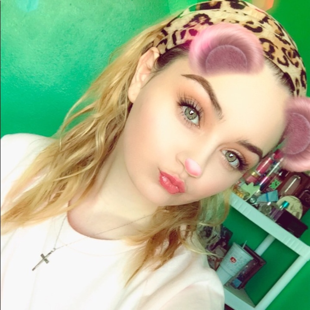 Meet your Posher, Savannah